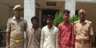 जौनपुर: थाना चंदवक पुलिस को बड़ी सफलता, धारा 303(2), 317(2) बीएनएस के तहत वांछित तीन शातिर चोर गिरफ्तार