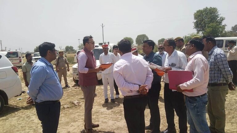 गंगा एक्सप्रेस-वे का डीएम ने किया निरीक्षण, निर्माण कार्यों में तेजी लाने के दिए निर्देश